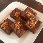 Load image into Gallery viewer, Classic Walnut Brownies 20 Pcs Brownie
