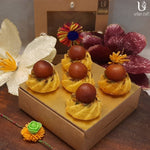 Load image into Gallery viewer, Mawa Cake Bundts With Gulab Jamun Bakery Assortments
