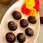 Load image into Gallery viewer, Cookie Dough Truffles 9Pcs

