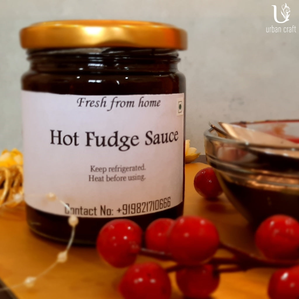 Homemade Hot Fudge Sauce 200Ml Sauces Dips & Drizzles