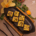 Load image into Gallery viewer, Pistachio Blondies Bakery Assortments
