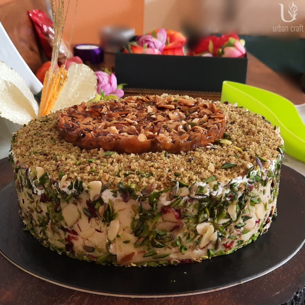Details more than 55 pistachio cake kuwait super hot